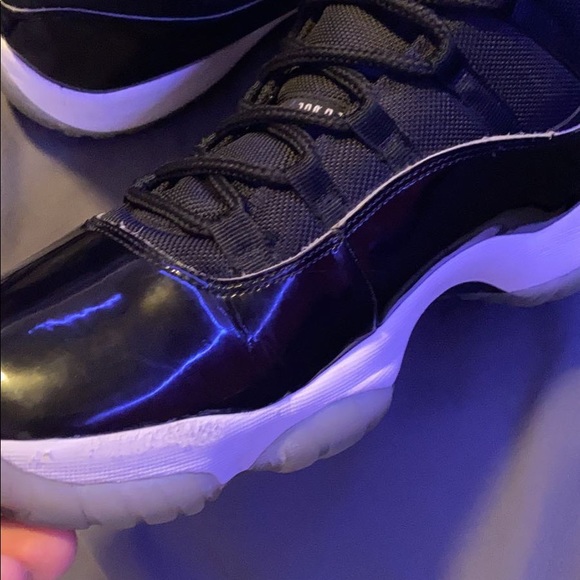 Jordan 11 space jam - Picture 4 of 7